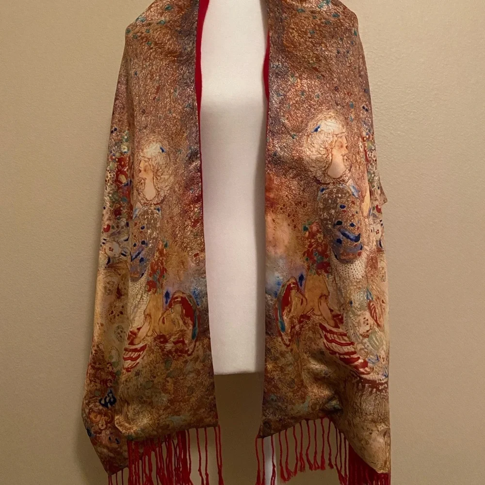 N/A luxurious silk